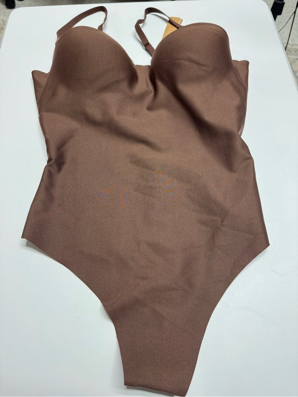 SKIMS BODY UNDERWIRE THONG BODYSUIT - Picture 7 of 14